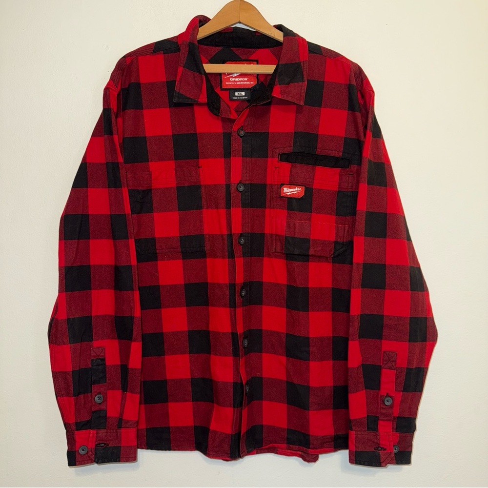 Milwaukee GridIron Red Black Buffalo Check Brushed Twill Long Sleeve Sz XL